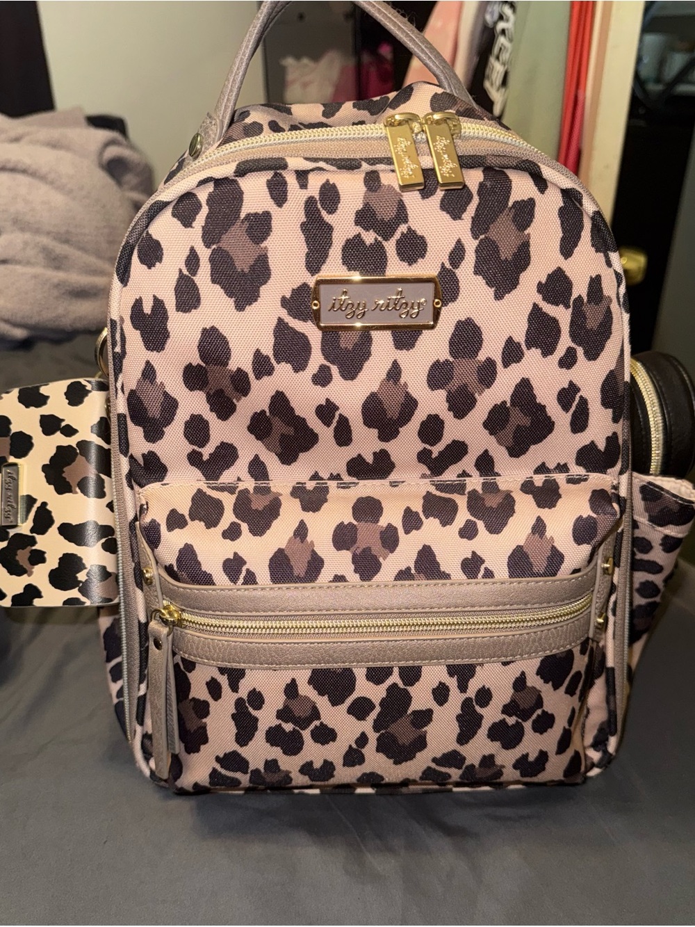 itsy ritzy Leopard Print Mini Backpack - Cream & Brown
